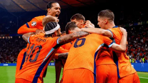 阿根廷国家队荣耀时刻：马丁内斯刷新第50场出场纪录