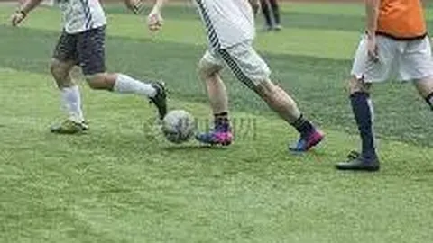 德丙球队爆冷逆转胜勒沃库森，教练与施魏因斯泰格欢庆通宵未眠