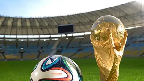 篮球巅峰对决：快船大战骑士，胜负悬念解析！