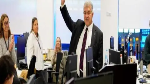 曼联追求恩梅加，多特欲以高价引进